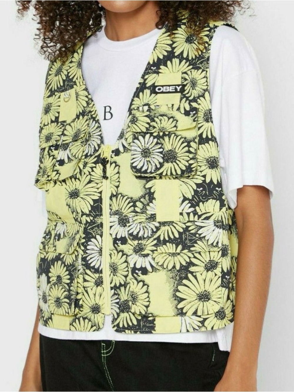 🌼OBEY WOMEN’S YELLOW DAISY UTILITY VEST SIZE LARGE🌼